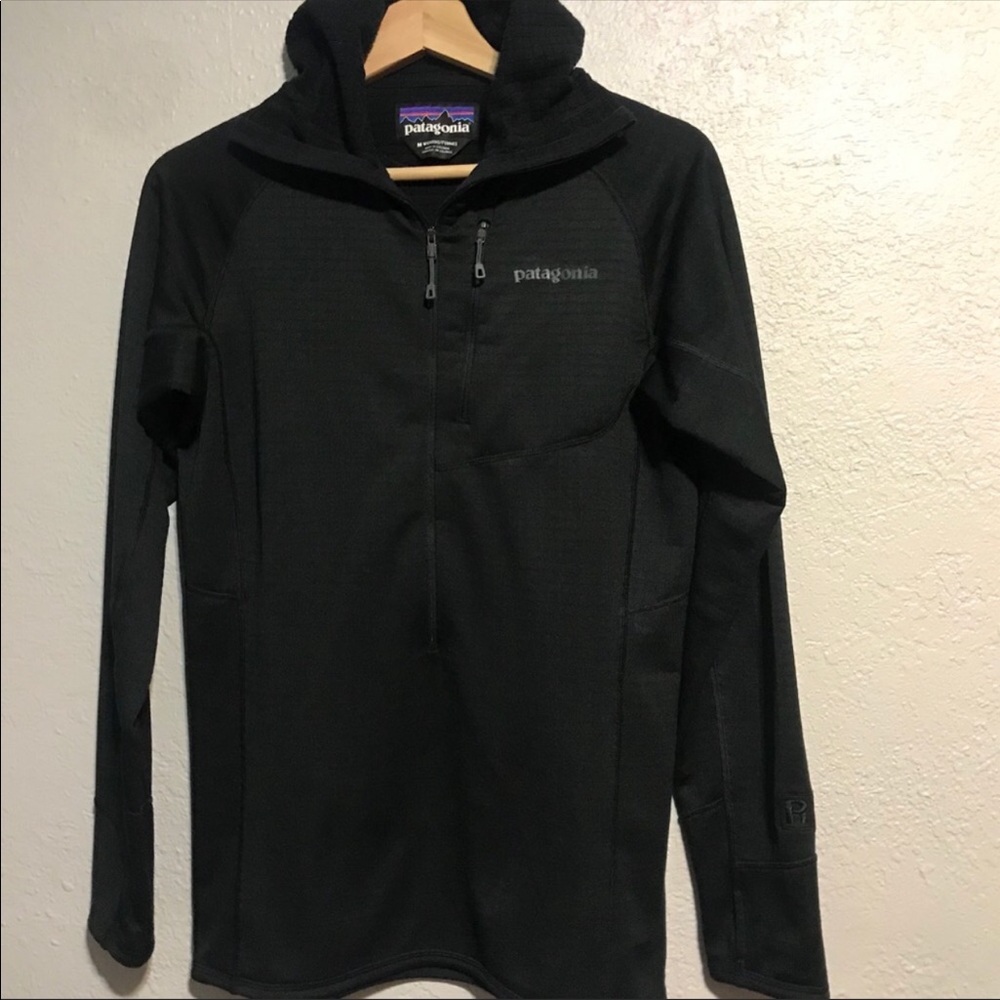 Patagonia lightweight pullover